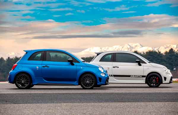 Alquiler de un Abarth 595 Competizione Cabrio en Europa