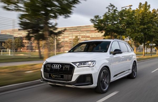 Audi Q7 Rental in Europe