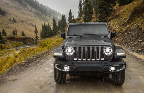 Jeep Wrangler Rental in Europe