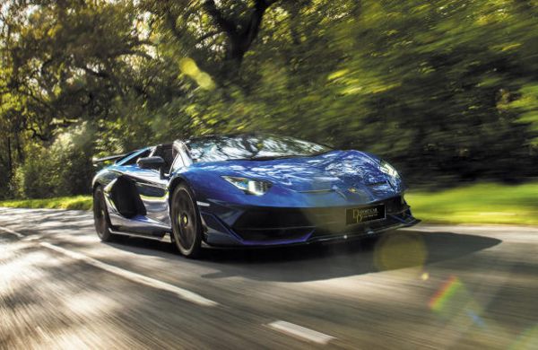 Reserva un Lamborghini Aventador S Roadster