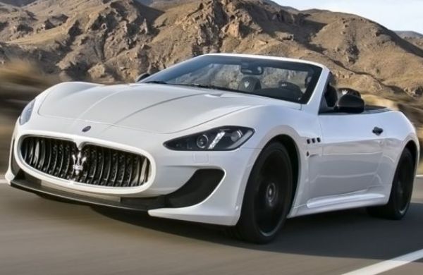 Alquila un Maserati Gran Cabrio